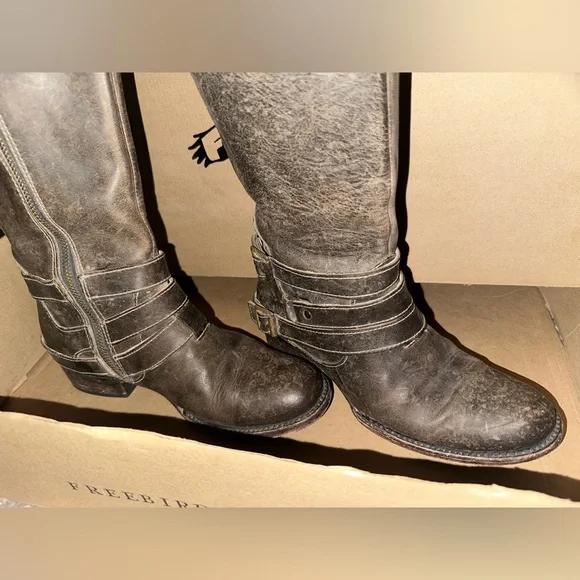 Freebird By Steven Irish Leather Buckle Strap Tall Boots in Stone Womens Sz 7 - Picture 8 of 9